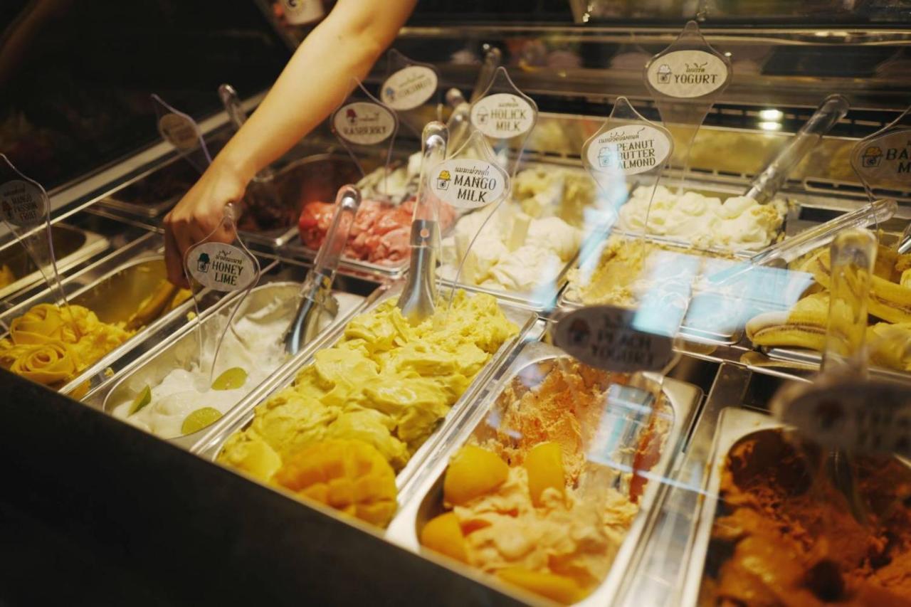 Ghee Gelato House Banguecoque Exterior foto